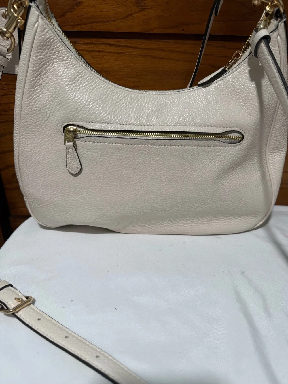 Coach Teri Hobo Bag In Signature Canvas CJ517/CV935/CAL52/CV940 long strap